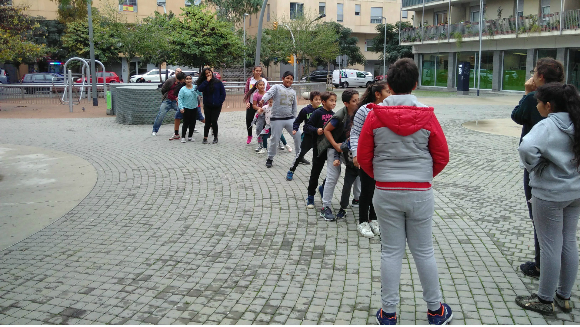 Activitat de lleure a torre Baró d'amics del moviment quart món